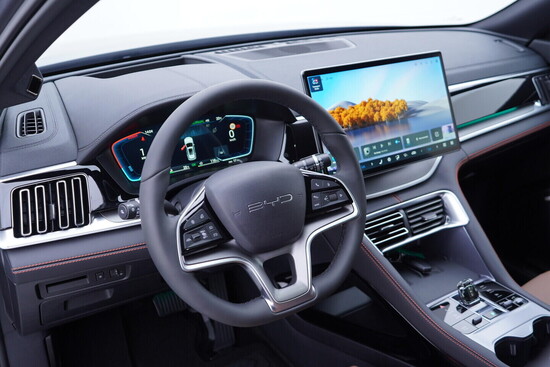 BYD SEAL U DMi Design plug-in hybrid 238 kW_5