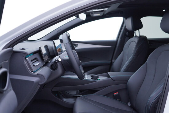 BYD SEAL 6 DM-i Touring Comfort 156 kW_5