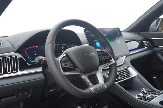 BYD SEAL U DMi Design plug-in hybrid 238 kW_5