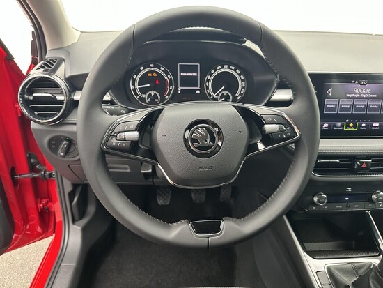 ŠKODA Fabia Style 1,0 TSI  70 kW  5MP STYLE PLUS_4