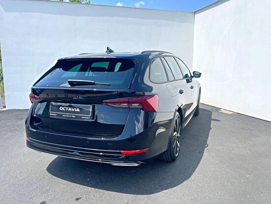 ŠKODA Octavia Combi Sportline 2,0 TDI 110 kW_3