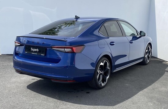 ŠKODA Superb Sportline 2,0 TDI 4x4 142 kW_4