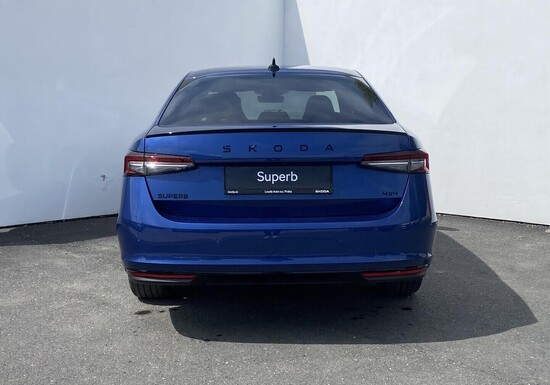 ŠKODA Superb Sportline 2,0 TDI 4x4 142 kW_5