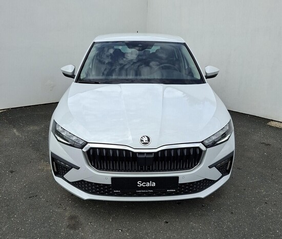 ŠKODA Scala Selection 1,0 TSI 85 kW_5