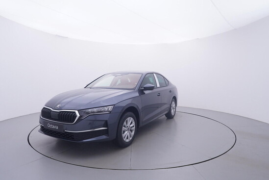 ŠKODA  Octavia 130 let_1