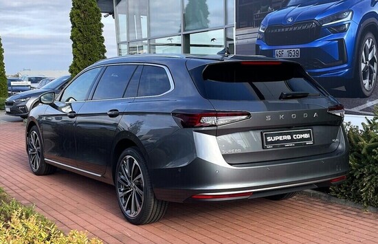 ŠKODA Superb Combi L&K 2,0 TDI 142 kW_3