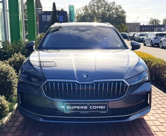 ŠKODA Superb Combi L&K 2,0 TDI 142 kW_5