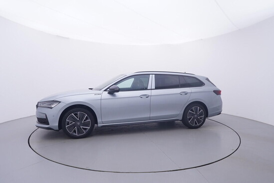 ŠKODA Superb Combi Sportline 2.0 TDI 142 kW_2