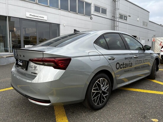 ŠKODA Octavia Sportline 1,5 TSI 110 kW_4