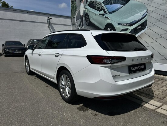 ŠKODA Superb Combi Selection 1.5 TSI 110 kW  DSG_3