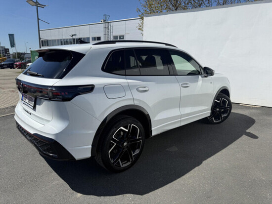 VOLKSWAGEN Tiguan R-Line 2,0 TDI 4MOT 142 kW_3