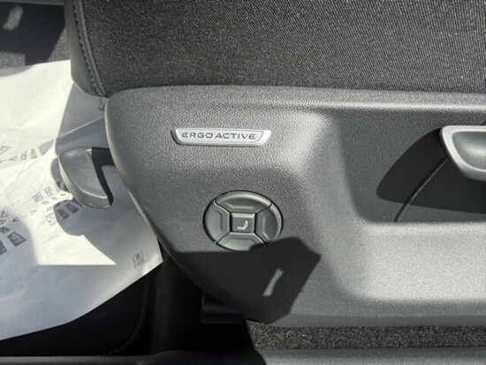 VOLKSWAGEN Tiguan R-Line 2,0 TDI 4MOT 142 kW_5