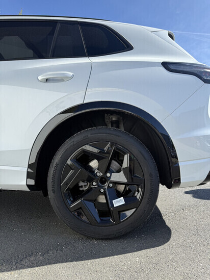 VOLKSWAGEN Tiguan R-Line People  1,5 eTSI 110 kW_4