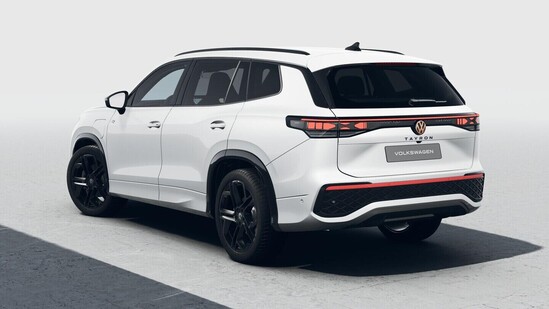 VOLKSWAGEN Tayron R-Line People 1,5 eHybrid 200 kW_3
