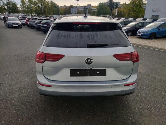 VOLKSWAGEN Golf Variant People 1,5 eTSI 110 kW 7 DSG_4