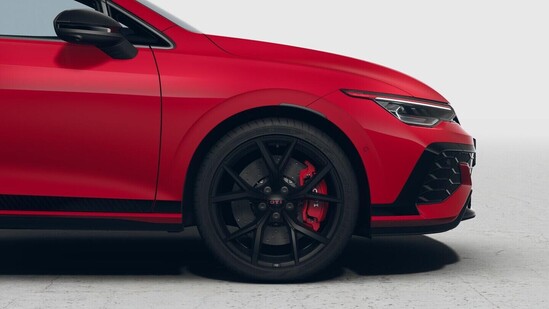 VOLKSWAGEN Golf GTI Edition 50 2,0 TSI 239 kW 7 DSG_5