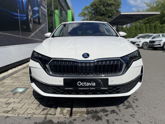 ŠKODA Octavia Top Selection 1,5 TSI 85 kW_2