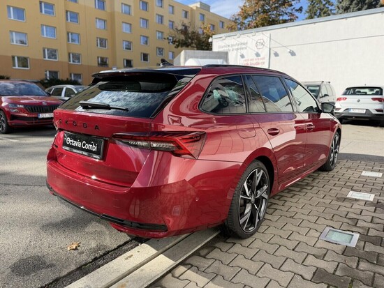 ŠKODA Octavia Combi Sportline 1,5 TSI 110 kW_3