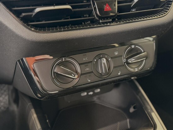 ŠKODA Fabia Selection 1.0 MPI 59 kW_4
