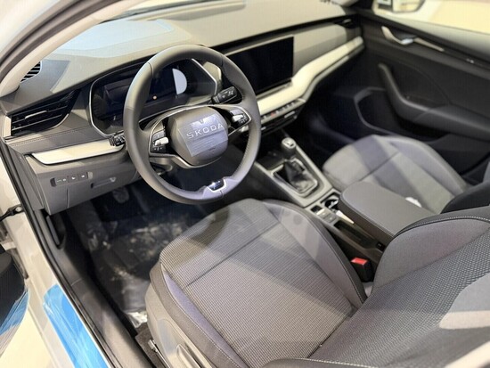 ŠKODA Octavia Selection 1.5 TSI 85 kW  _3