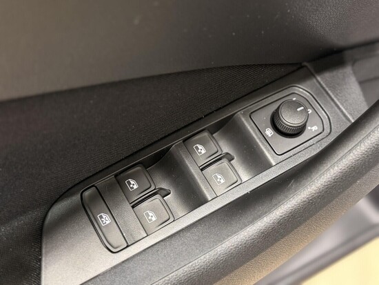 ŠKODA Kamiq Selection 1.0 TSI 85 kW_5