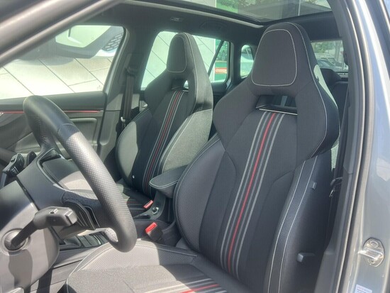 ŠKODA Kamiq Monte Carlo 1.0 TSI 85 kW DSG _4
