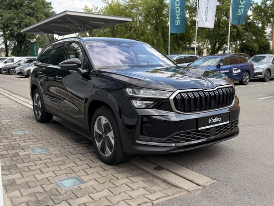 ŠKODA Kodiaq Selection 2,0 TDI 110 kW 7-stup. automat._2