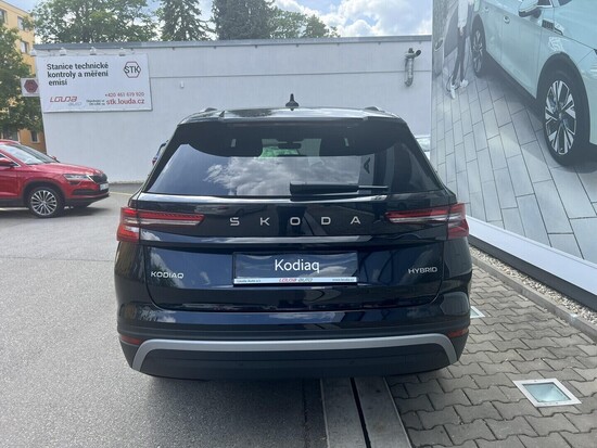 ŠKODA Kodiaq Selection 1,5 TSI m-HEV 110 kW 7-stup. automat._3