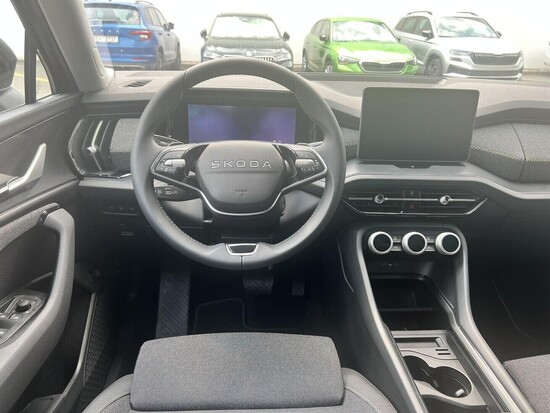 ŠKODA Kodiaq Selection 1,5 TSI m-HEV 110 kW 7-stup. automat._4