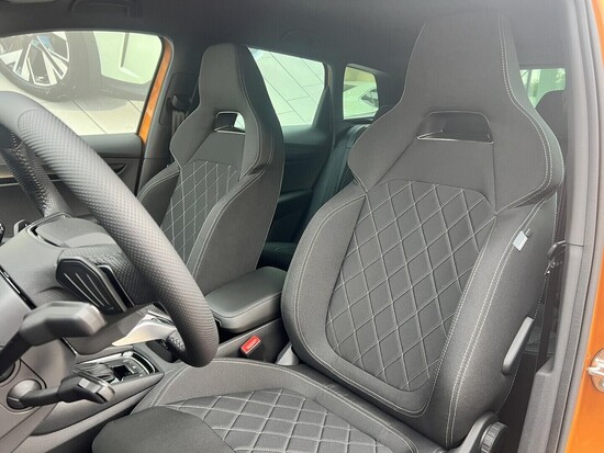 ŠKODA Karoq Sportline 1,5 TSI 110 kW_4