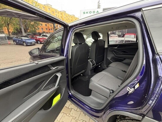 VOLKSWAGEN Tayron People 2,0 TDI 7DSG 110 kW_4