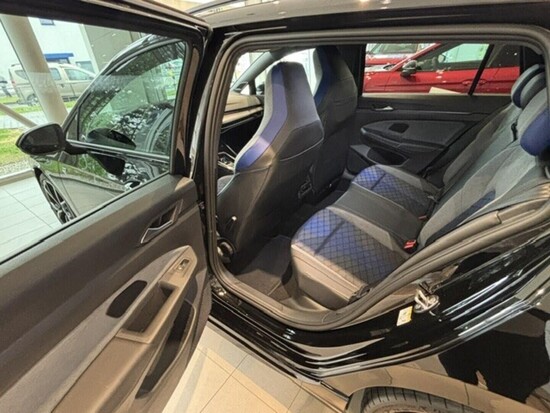 VOLKSWAGEN Golf Variant R 2,0 TSI 245 kW 4M 7DSG 2,0 245 kW_4