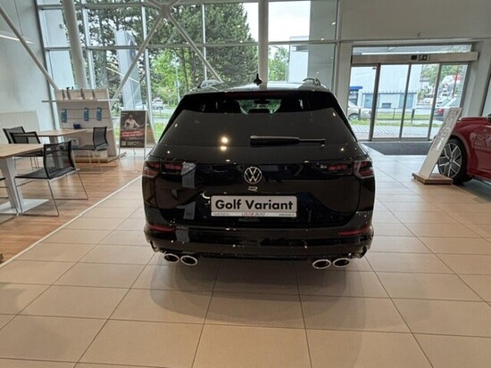 VOLKSWAGEN Golf Variant R 2,0 TSI 245 kW 4M 7DSG 2,0 245 kW_5