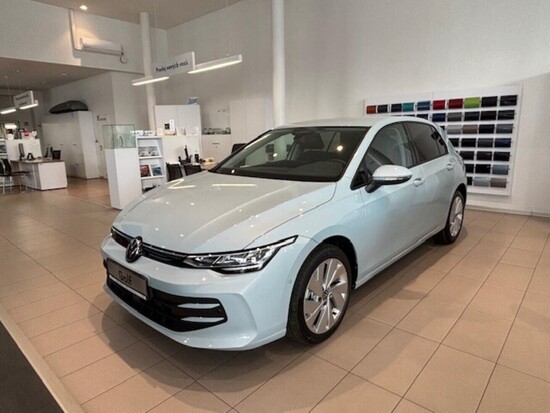 VOLKSWAGEN Golf People 1,5 TSI 110 kW_1