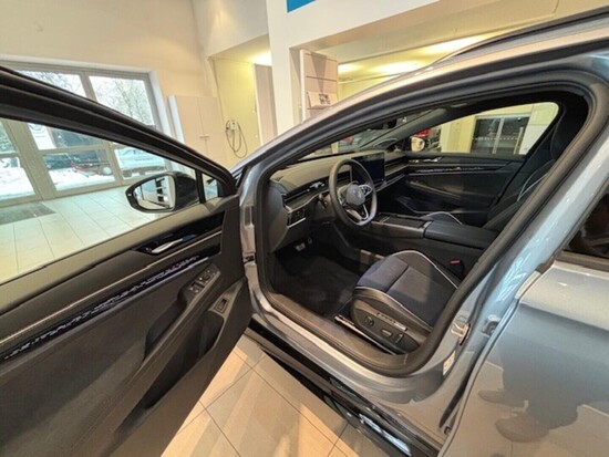 VOLKSWAGEN ID.7 Tourer Pro S People 210 kW, 86 kWh   kW_3
