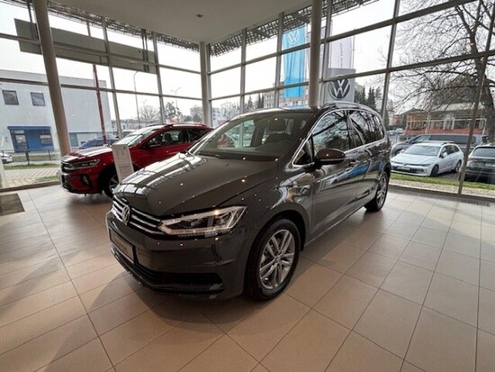VOLKSWAGEN Touran People 1,5 TSI EVO2 7DSG 110 kW_1