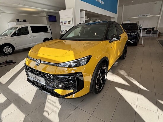 VOLKSWAGEN T-Roc R-Line 1,5 eTSI 7DSG 110 kW_1