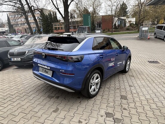 VOLKSWAGEN T-Roc Life 1,5 eTSI 110 kW 7DSG_4