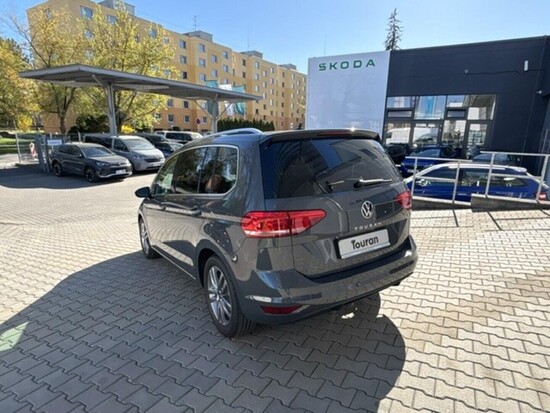 VOLKSWAGEN Touran People 1,5 TSI EVO2 7DSG 110 kW_2