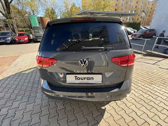 VOLKSWAGEN Touran People 1,5 TSI EVO2 7DSG 110 kW_5