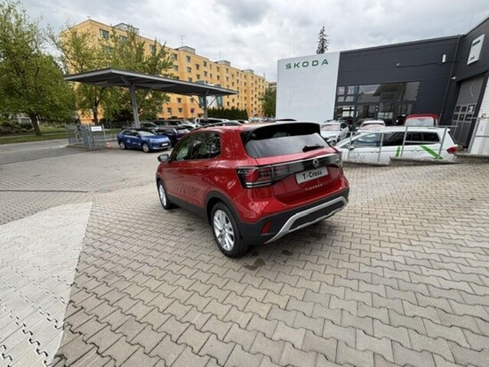 VOLKSWAGEN T-Cross Love 1.0 TSI 85 kW 6G 85 kW_3