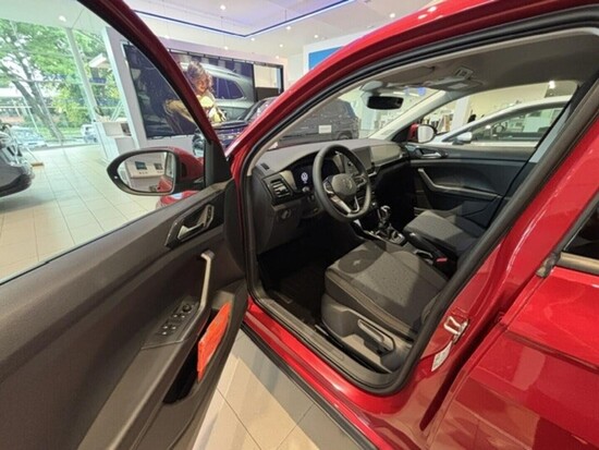 VOLKSWAGEN T-Cross Love 1,0 TSI 6G 85 kW_5