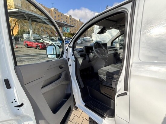 VOLKSWAGEN Transporter skříň KR 2,0 TDI 110 kW_5