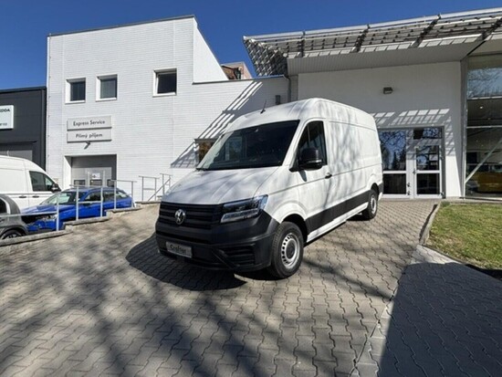 VOLKSWAGEN Crafter skříň 35 2,0 8AU FWD SR 130 kW_1
