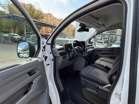 VOLKSWAGEN Transporter Kombi 2,0 TDI DR SPV 110 kW_3