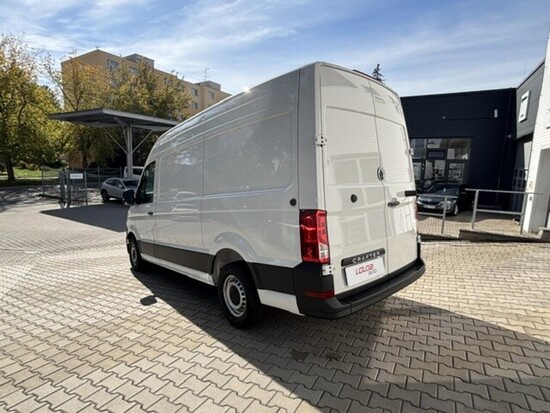 VOLKSWAGEN Crafter skříň 35 103kW 8AU FWD SR 103 kW_2