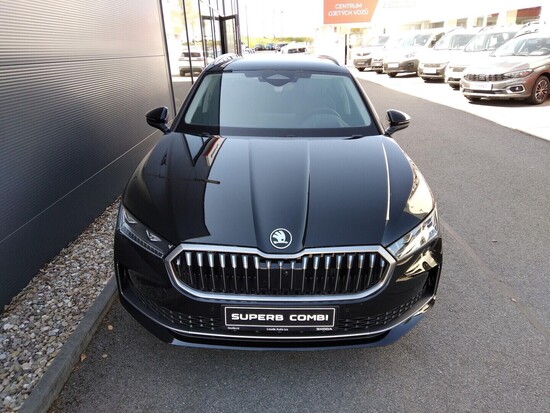 ŠKODA Superb Combi L&K  2,0 TDI 4x4 142 kW_4