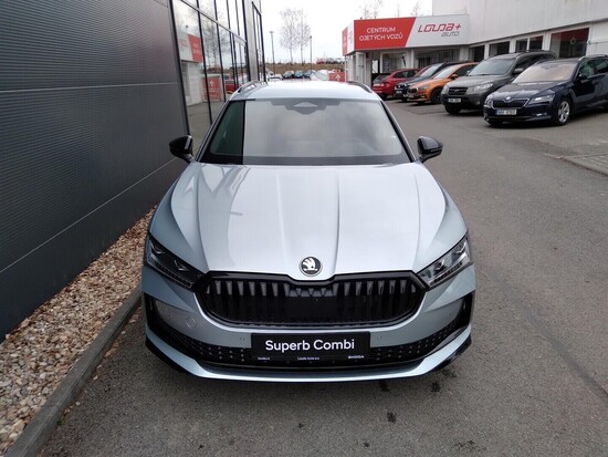 ŠKODA Superb Combi Sportline 2,0 TDI 4x4 142 kW_4