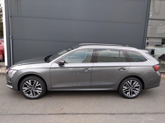 ŠKODA Octavia Combi 130 let Premium 1,5 TSI m-HEV 110 kW_2