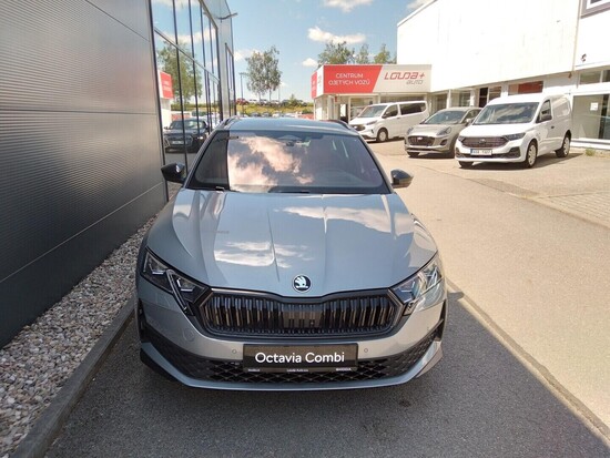 ŠKODA Octavia Combi Sportline 2,0 TDI 110 kW_4